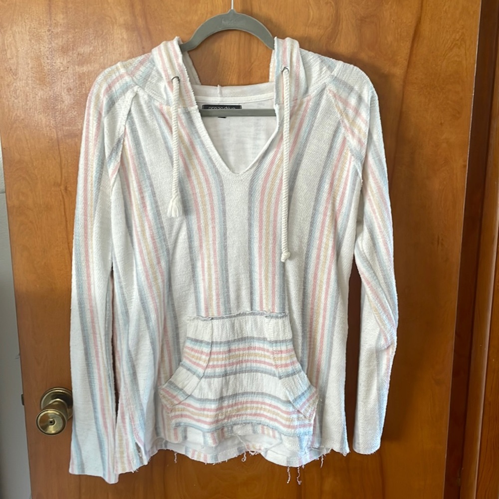 Women’s sweatshirt